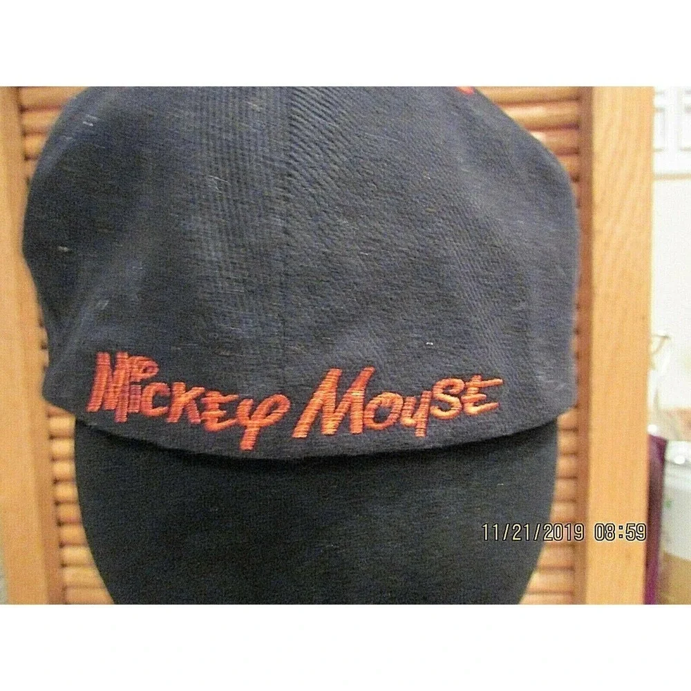 Disney Parks Mickey Mouse Red White Blk Youth Hat